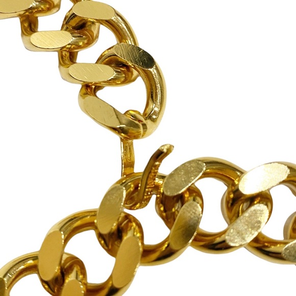 CHANEL 24k Flash Gold Plated Logo ID Necklace Curb Chain Unisex - Picture 7 of 12